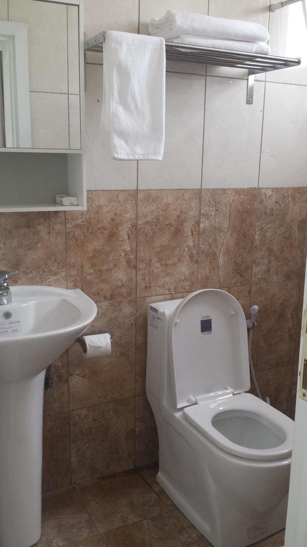 White House Addis Hotel מראה חיצוני תמונה